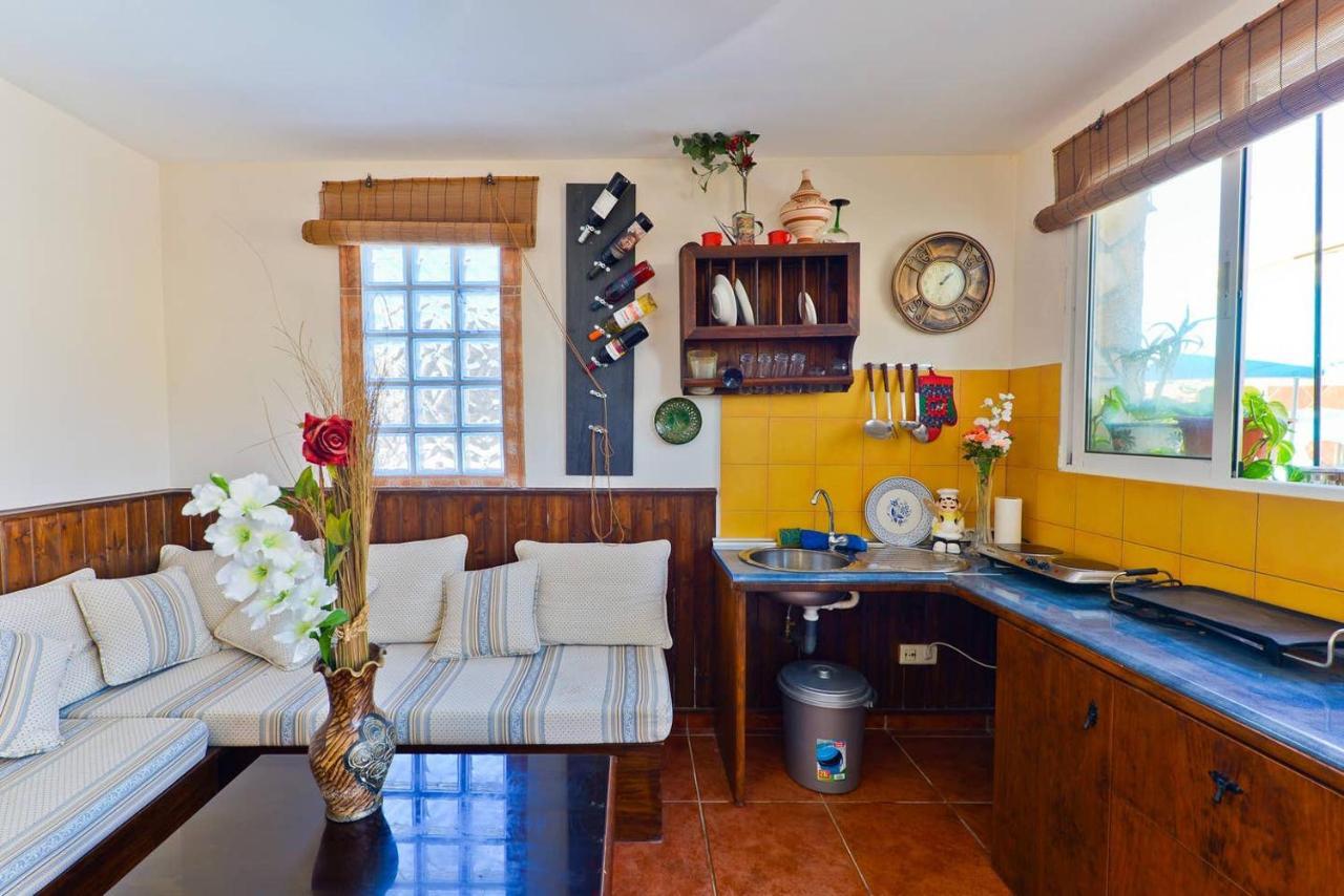 Apartamento Yaiza เนร์คา ภายนอก รูปภาพ